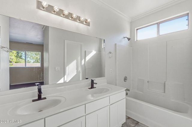 11179 W ALMERIA Road, Avondale, AZ 85392
