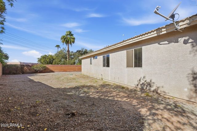 11179 W ALMERIA Road, Avondale, AZ 85392