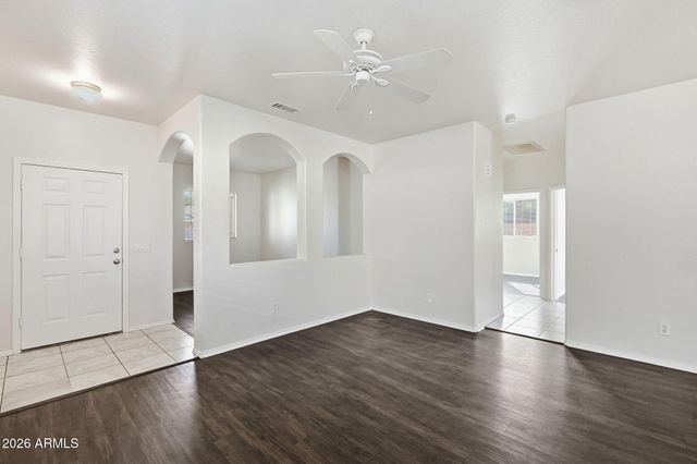 11179 W ALMERIA Road, Avondale, AZ 85392