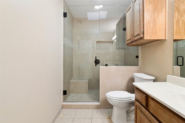 6004 Twinhill Drive, Arlington, TX 76016
