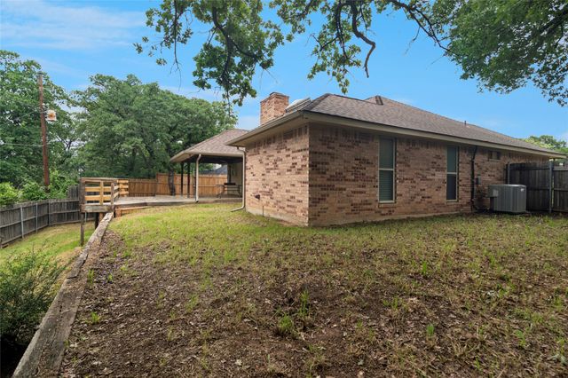 6004 Twinhill Drive, Arlington, TX 76016