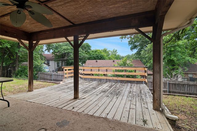 6004 Twinhill Drive, Arlington, TX 76016