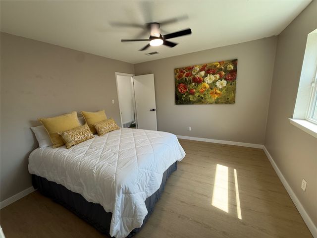 1413 Lamplighter Lane, Edgecliff Village, TX 76134