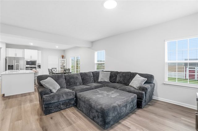 3409 Arrowwood Street, Tipp City, OH 45371