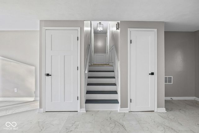 1406 Meadowbrook Court, Lafayette, IN 47905