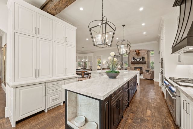 1700 Live Oak Lane, Southlake, TX 76092