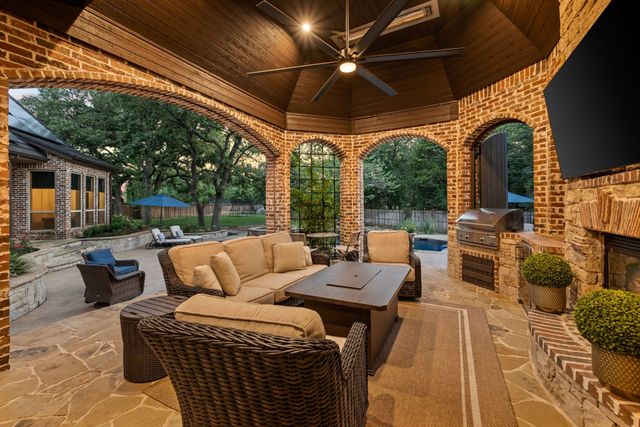 1700 Live Oak Lane, Southlake, TX 76092