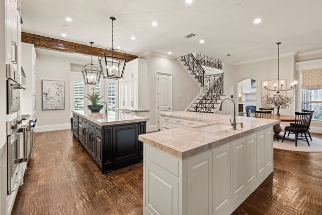 1700 Live Oak Lane, Southlake, TX 76092