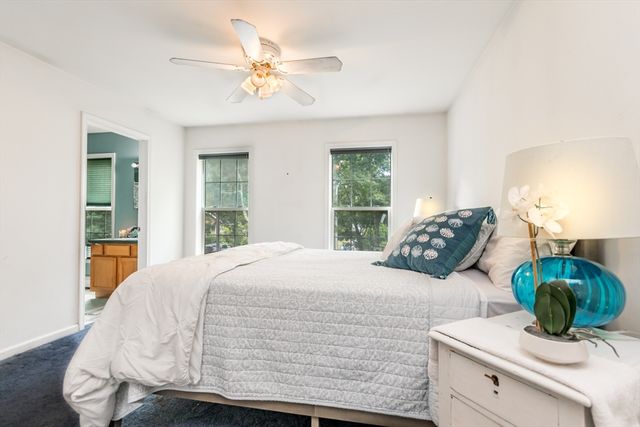 8 Hampden Rd, Falmouth, MA 02536