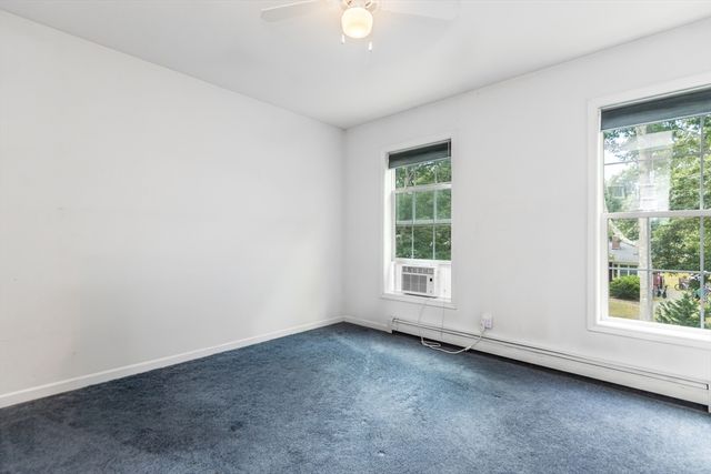 8 Hampden Rd, Falmouth, MA 02536