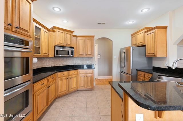 1765 Weatherby Drive, Hernando, MS 38632