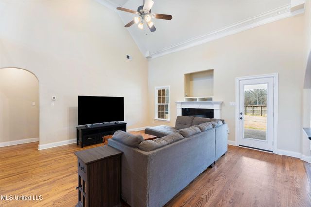 1765 Weatherby Drive, Hernando, MS 38632