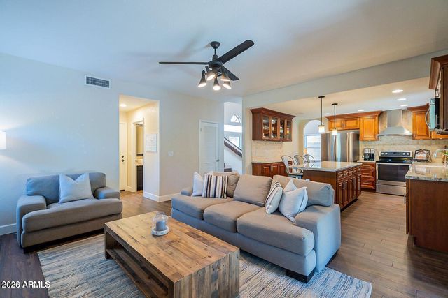 9145 E JENAN Drive, Scottsdale, AZ 85260