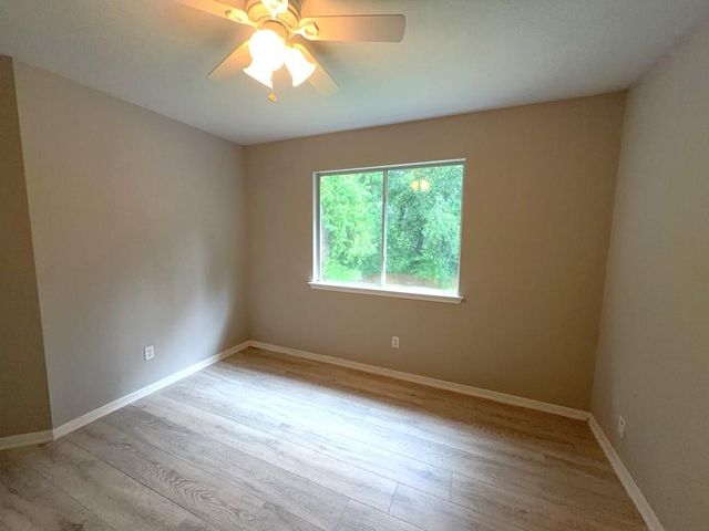 2106 Lexington Woods Drive, Spring, TX 77373