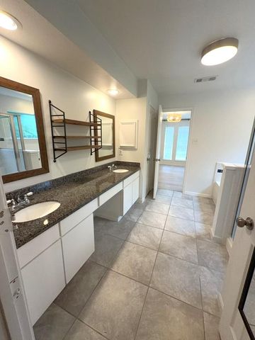 2106 Lexington Woods Drive, Spring, TX 77373