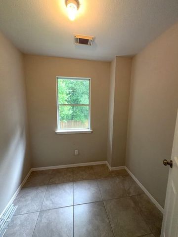 2106 Lexington Woods Drive, Spring, TX 77373