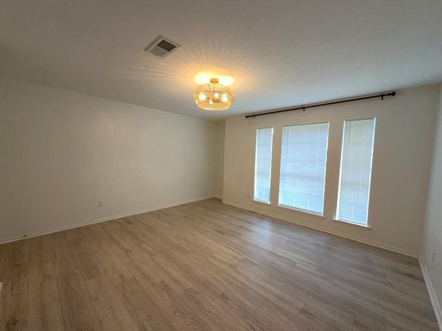 2106 Lexington Woods Drive, Spring, TX 77373
