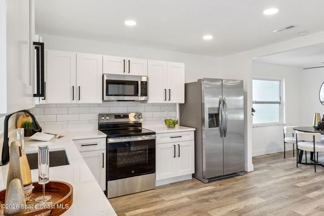 466 Gateway Drive, Merritt Island, FL 32952