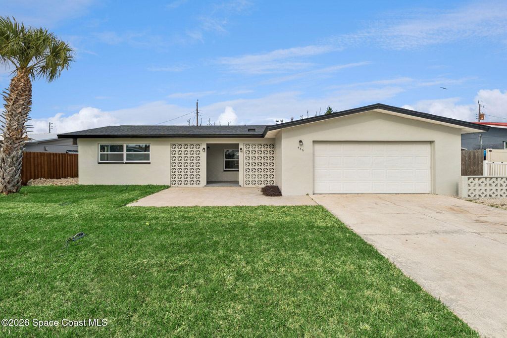 466 Gateway Drive, Merritt Island, FL 32952