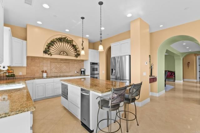 164 Dawn View Way, El Cajon, CA 92021