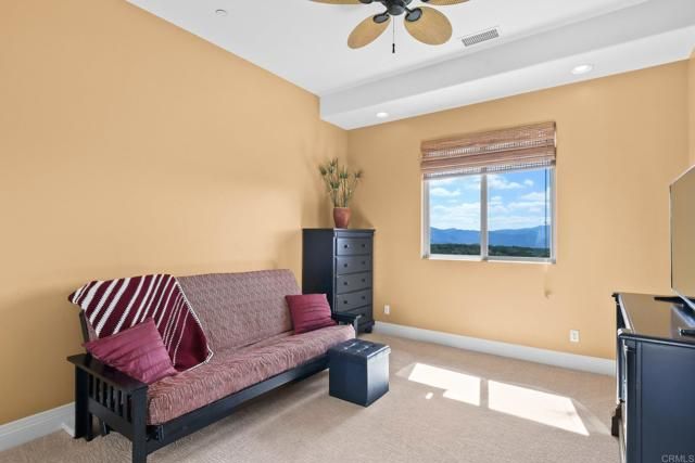 164 Dawn View Way, El Cajon, CA 92021