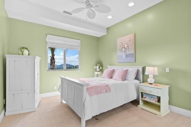 164 Dawn View Way, El Cajon, CA 92021