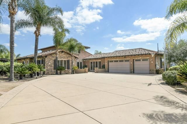 164 Dawn View Way, El Cajon, CA 92021