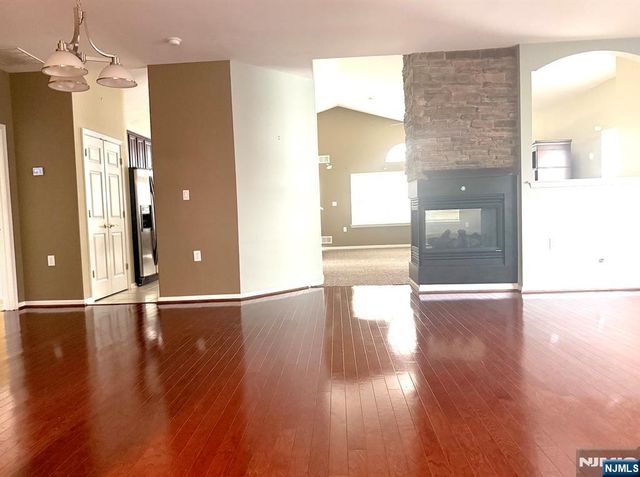 143 Valencia Drive, Monroe, NJ 08831