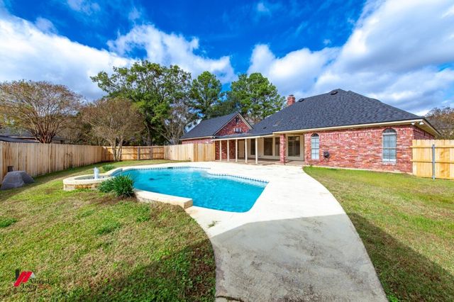 114 Sussex, Bossier City, LA 71111