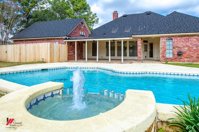 114 Sussex, Bossier City, LA 71111