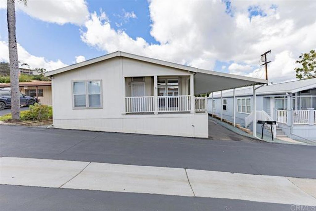 1351 Pepper Drive 16, El Cajon, CA 92021