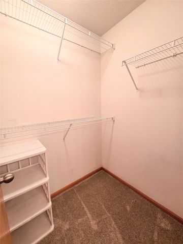 4810 NE Grove Lane, Ankeny, IA 50021
