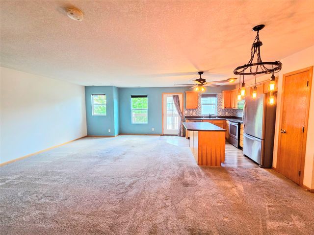 4810 NE Grove Lane, Ankeny, IA 50021