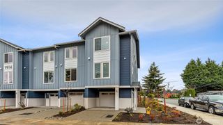 16111 36TH Avenue W #E3, Lynnwood, WA 98087