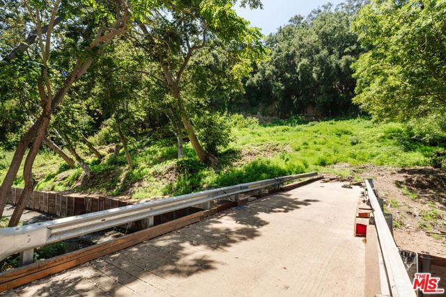 641 Hightree Road, Santa Monica, CA 90402