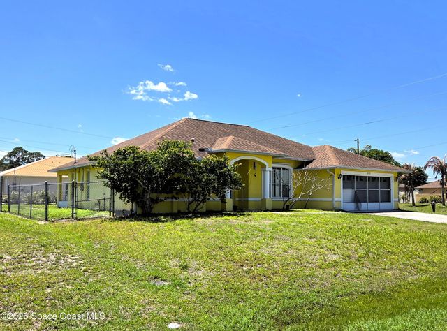 502 Davidson Street SE, Palm Bay, FL 32909