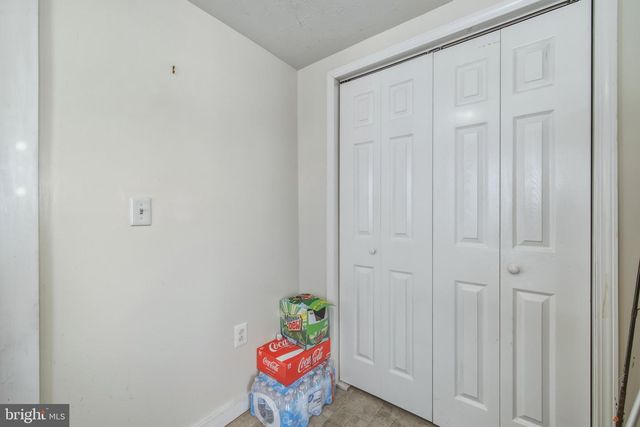 353 TURKEY KNOB RD, Quicksburg, VA 22847