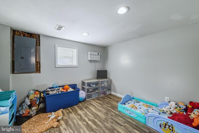 353 TURKEY KNOB RD, Quicksburg, VA 22847