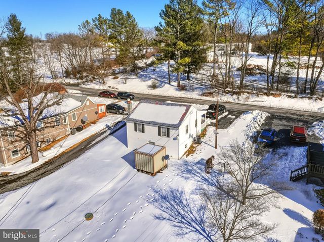 353 TURKEY KNOB RD, Quicksburg, VA 22847