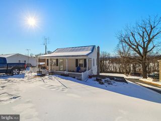 353 TURKEY KNOB RD, Quicksburg, VA 22847