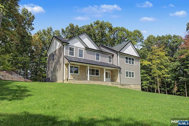119 Stag Hill, Mahwah, NJ 07430
