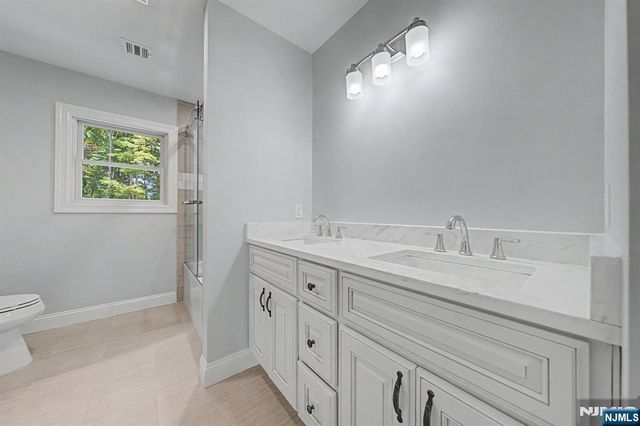 119 Stag Hill, Mahwah, NJ 07430