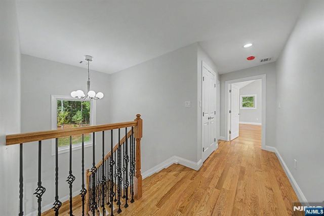 119 Stag Hill, Mahwah, NJ 07430