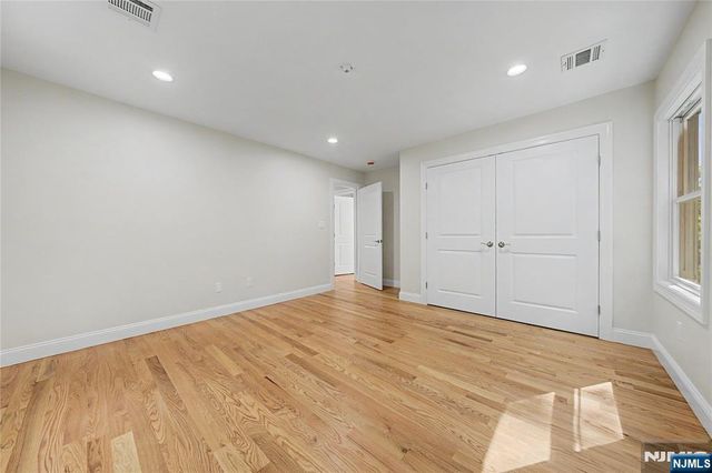 119 Stag Hill, Mahwah, NJ 07430