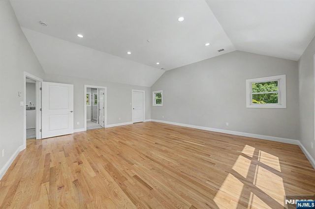 119 Stag Hill, Mahwah, NJ 07430