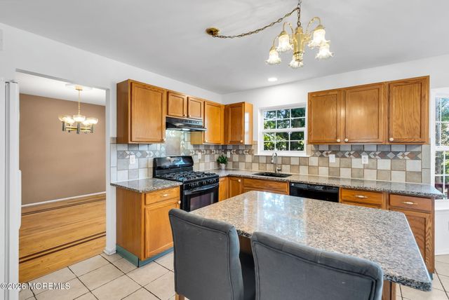 8 Colleen Way, Neptune Township, NJ 07753
