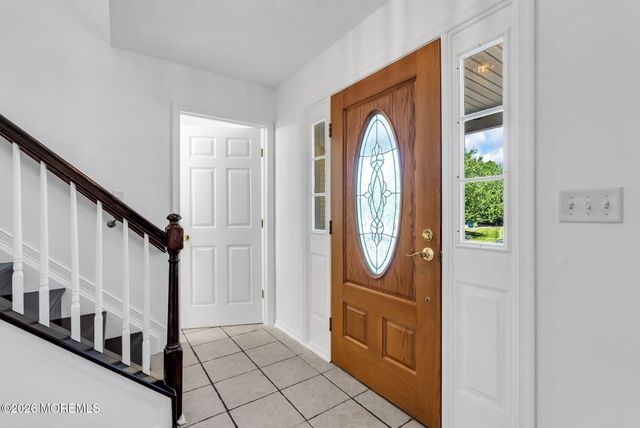 8 Colleen Way, Neptune Township, NJ 07753