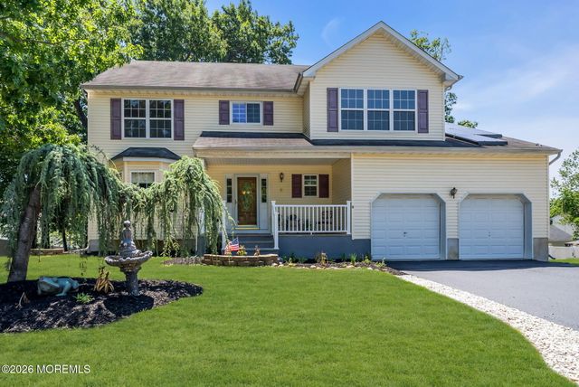 8 Colleen Way, Neptune Township, NJ 07753