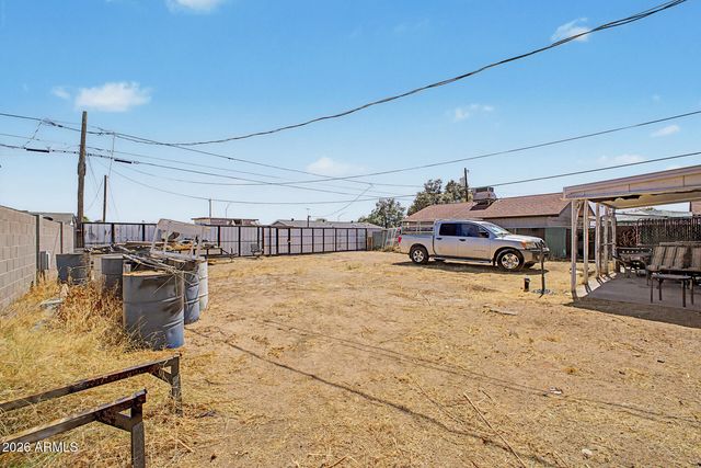8215 E 6TH Avenue, Mesa, AZ 85208