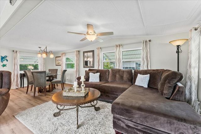 5316 53RD AVENUE E A10, Bradenton, FL 34203